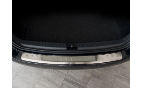 Накладка на задний бампер Seat Ibiza