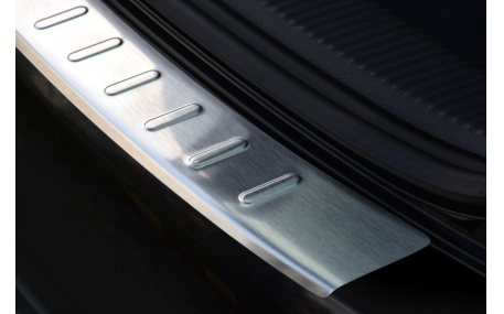 Накладка на задний бампер Volkswagen Golf Plus