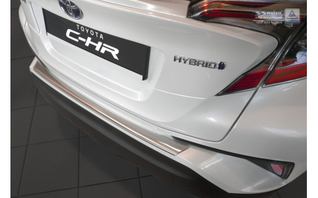 Накладка на задний бампер Toyota C-HR