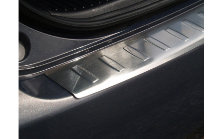 Накладка на задний бампер Mazda CX-7