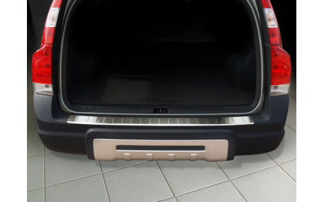 Накладка на задний бампер Volvo XC70