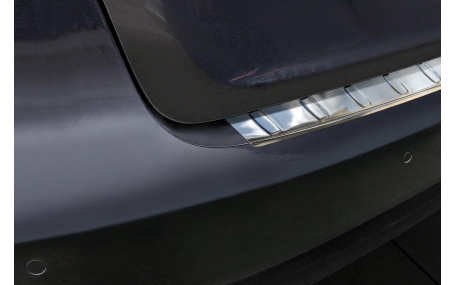 Накладка на задний бампер Audi A4 B8 Avant