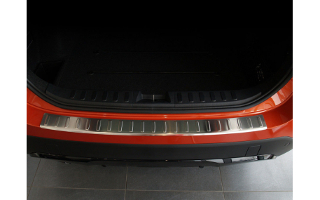 Накладка на задний бампер BMW X1 E84