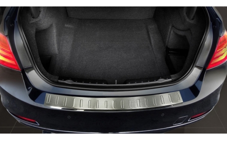 Накладка на задний бампер BMW 3 F31