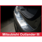 Накладка на задний бампер Mitsubishi Outlander