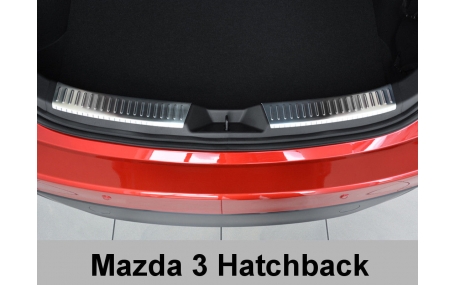 Накладка на задний бампер Mazda 3