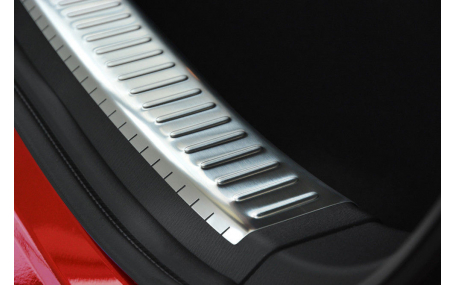 Накладка на задний бампер Mazda 3