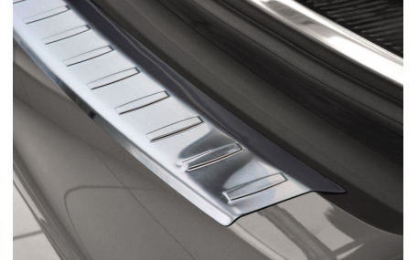 Накладка на задний бампер Skoda Superb