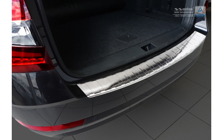 Накладка на задний бампер Skoda Octavia A7 2017-2020