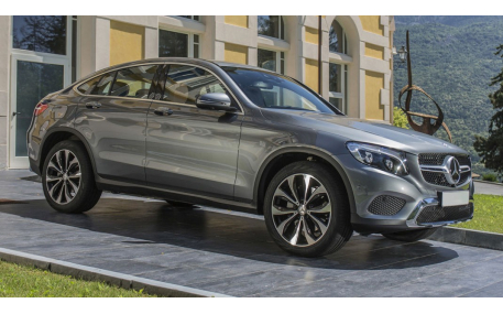 Накладка на задний бампер Mercedes GLC-Class Coupe C253