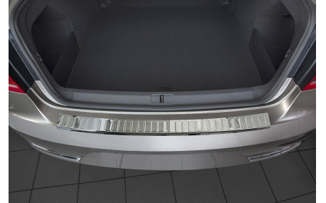 Накладка на задний бампер Volkswagen Passat B8