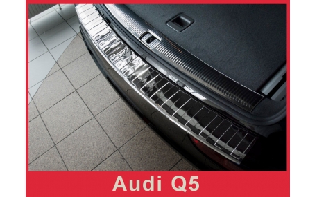 Накладка на задний бампер Audi Q5