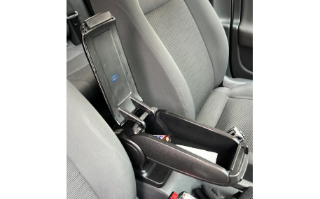 Подлокотник Volkswagen Jetta