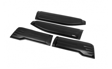 Молдинги дверей Nissan Navara