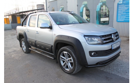 Молдинги дверей Volkswagen Amarok