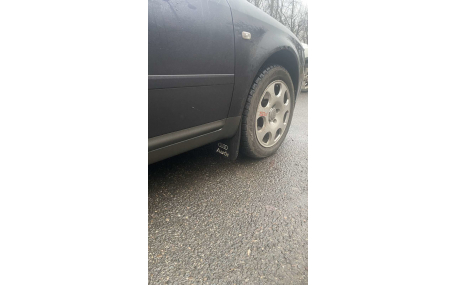 Брызговики Audi 
