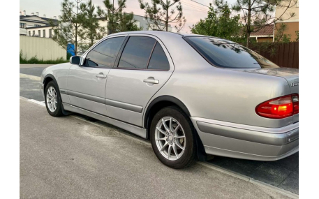 Арки Mercedes E-class W210