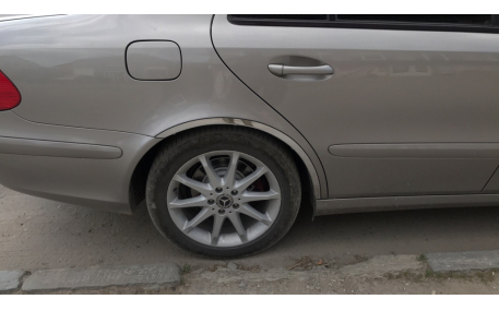 Арки Mercedes E-class W211