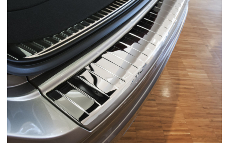 Накладка на задний бампер Volvo XC60