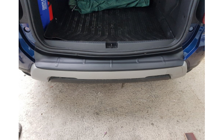 Накладка на задний бампер Renault Duster