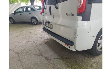 Накладка на задний бампер Renault Trafic
