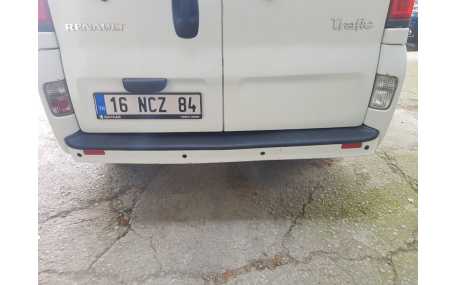 Накладка на задний бампер Renault Trafic