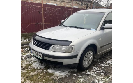 Решетка радиатора Volkswagen Passat B5 1996-2000