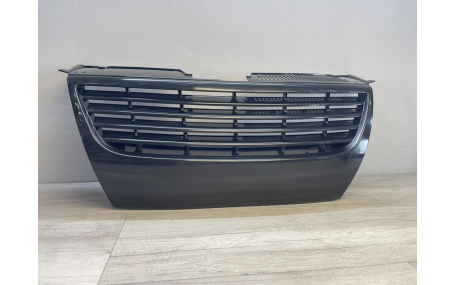 Решетка радиатора Volkswagen Passat B6