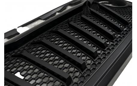 Решетка радиатора Jeep Wrangler JL