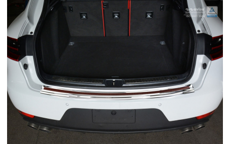 Накладка на задний бампер Porsche Macan