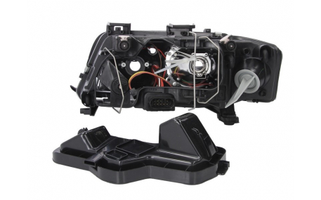 Фара передняя AUDI A6 С5 2001-2005