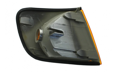 Поворот Audi 100 C4