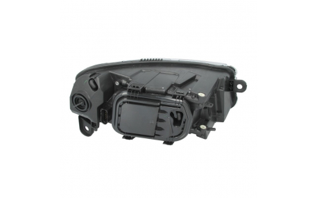 Фара передняя Audi A6 C6