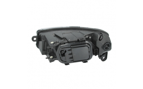 Фара передняя Audi A6 C6