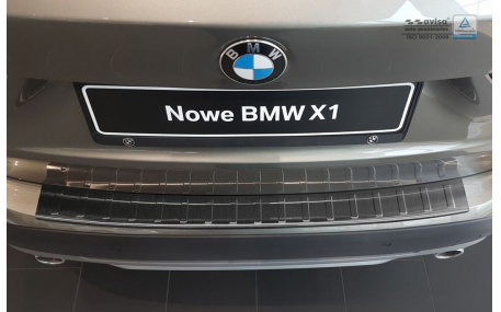 Накладка на задний бампер BMW X1 E84