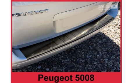 Накладка на задний бампер Peugeot 5008