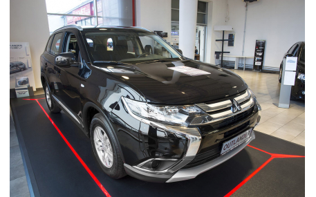 Накладка на задний бампер Mitsubishi Outlander