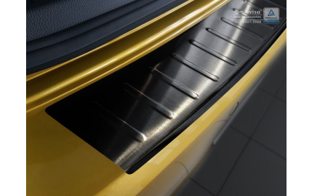 Накладка на задний бампер Volkswagen Golf 7