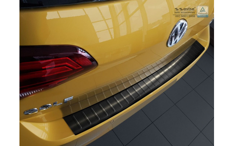 Накладка на задний бампер Volkswagen Golf 7