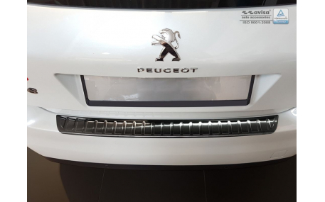 Накладка на задний бампер Peugeot 308