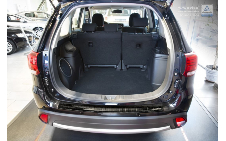 Накладка на задний бампер Mitsubishi Outlander