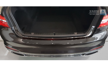 Накладка на задний бампер BMW 7 (G11)