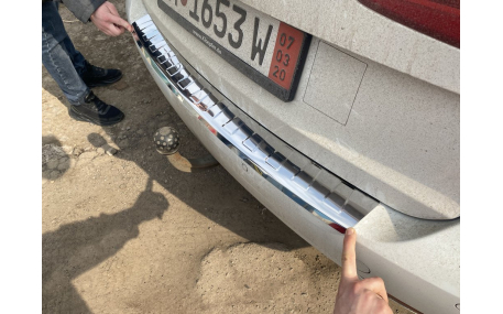 Накладка на задний бампер Volkswagen Touran