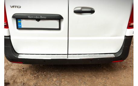 Накладка на задний бампер Mercedes Vito W447