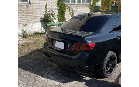 Накладка задняя Toyota Corolla