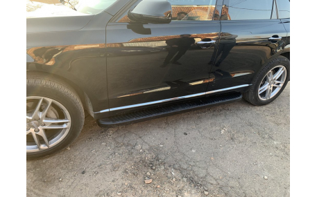 Подножки Audi Q5