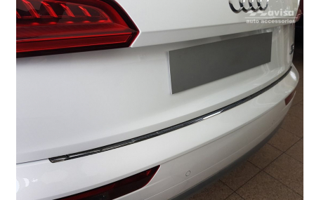 Накладка на задний бампер Audi Q5