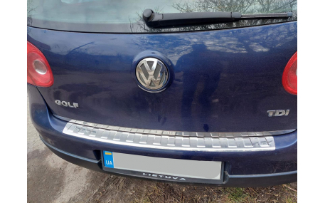 Накладка на задний бампер Volkswagen Golf Plus