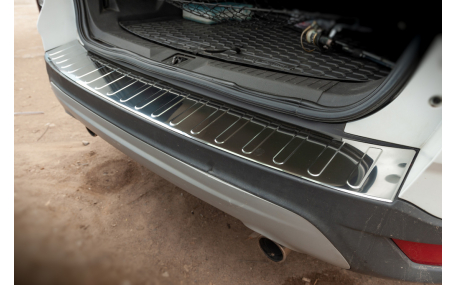 Накладка на задний бампер Ford Kuga MK2