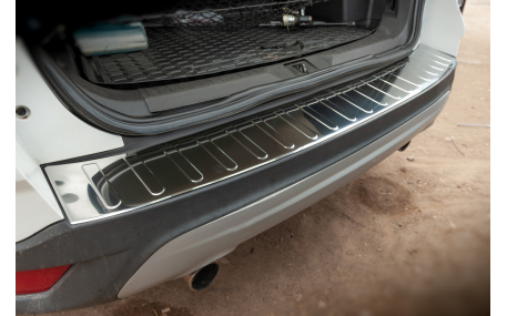 Накладка на задний бампер Ford Kuga MK2